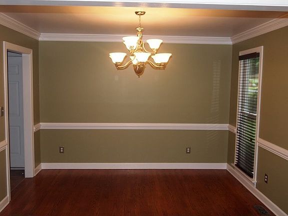 Formal dining room