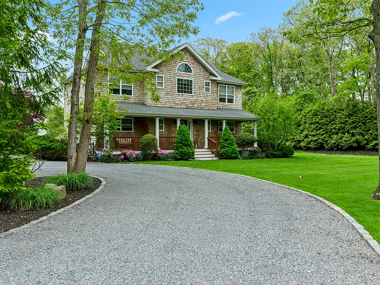 56 Sandy Hollow Rd — Photo 40