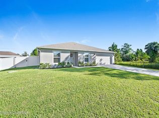 521 Ganley St SW, Palm Bay, FL 32908