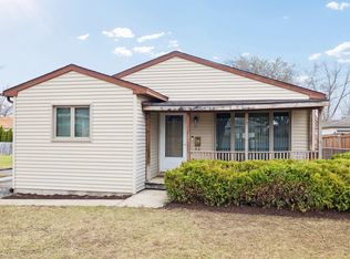 16 Margaret St, Joliet, IL 60436