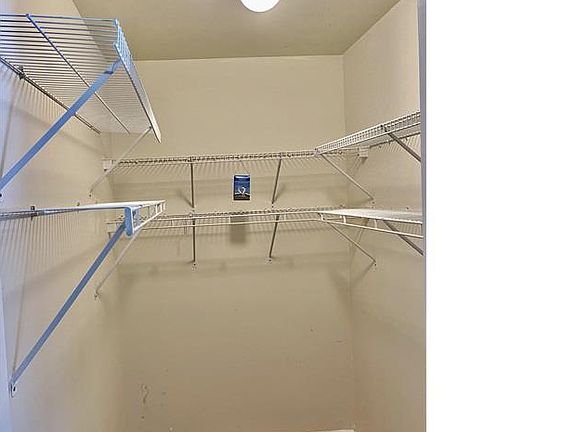 2nd image of 5225 N Ashland Ave