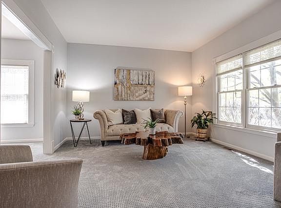 5th image of 4326 New Haven Ave