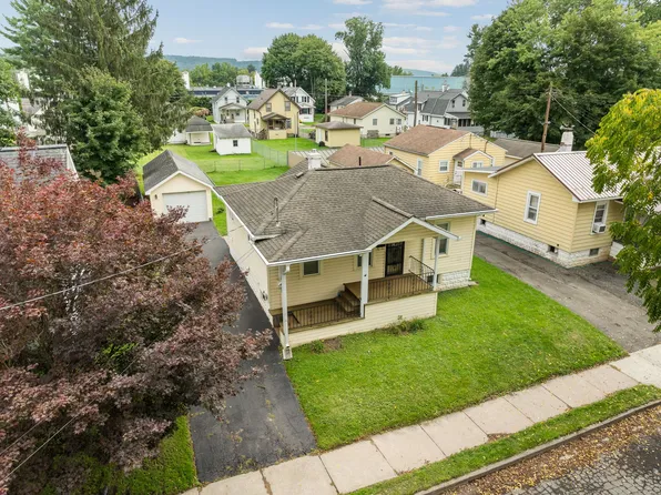 626 Elm St, Endicott, NY 13760