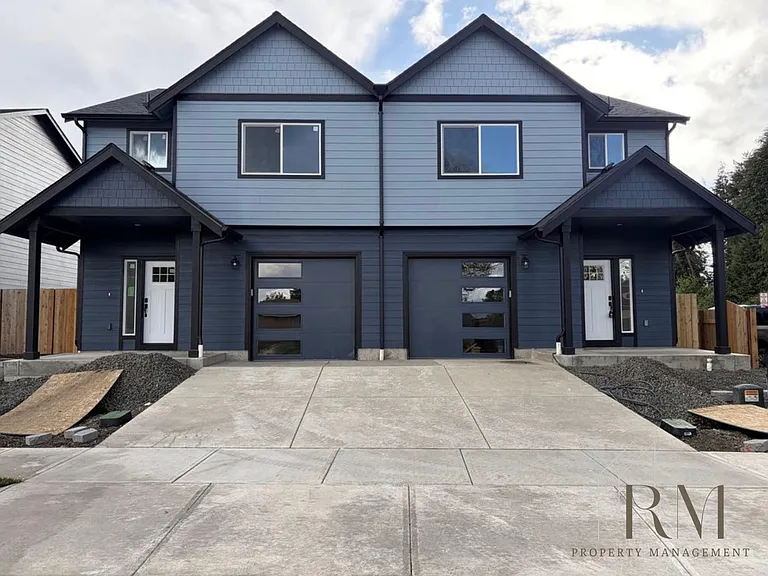 1542 Barn St #A — Photo 1