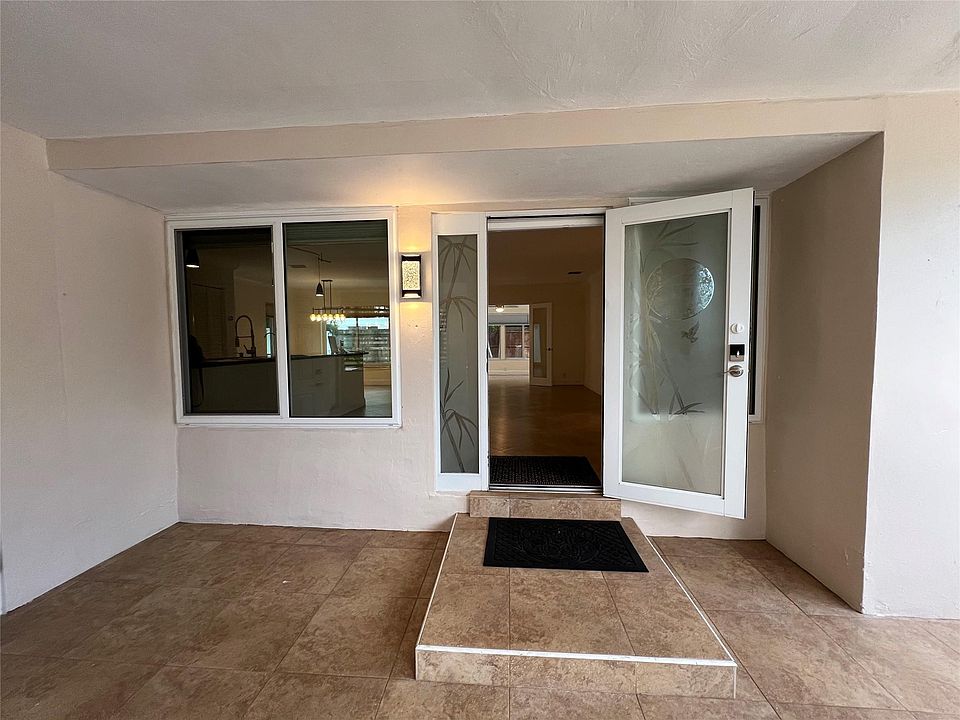 1st image of 3336 NE 19th Avenue