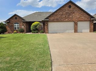 4814 Chaparral Run, Enid, OK 73703