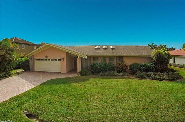 1st image of 1058 N Waterway Dr