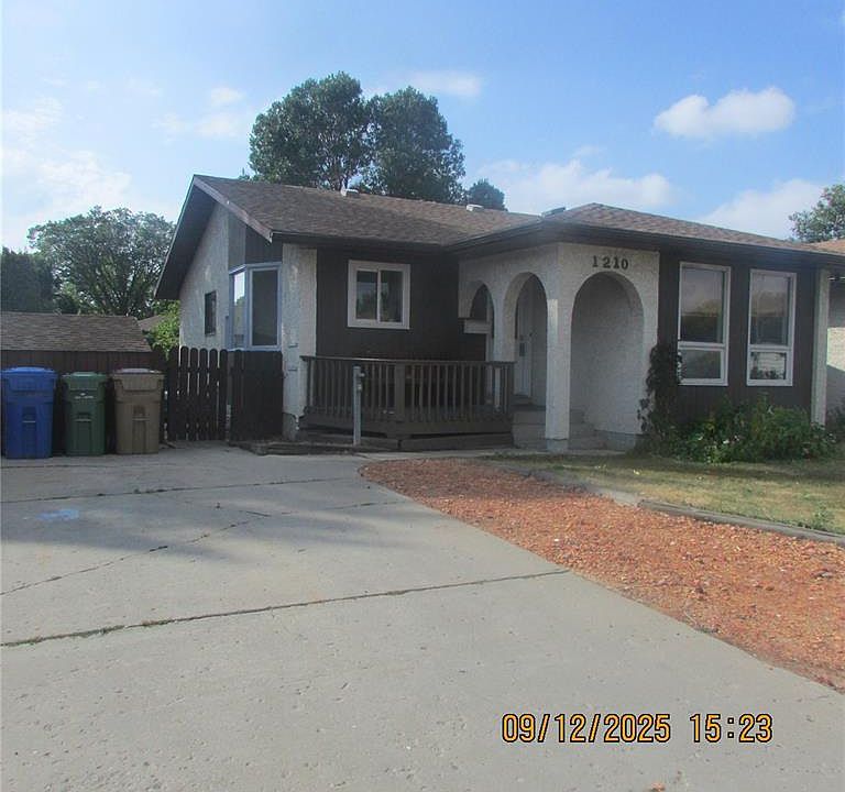 1st image of 1210 Brown St