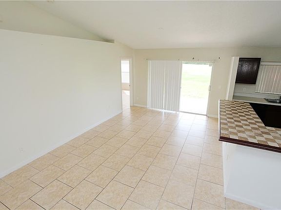 2nd image of 104 Pine Bark Way