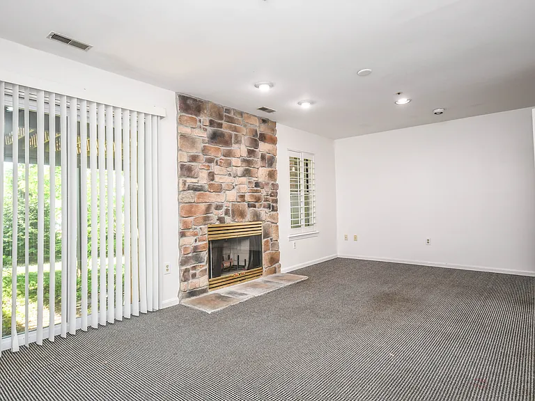 5918 Edson Ln — Photo 46