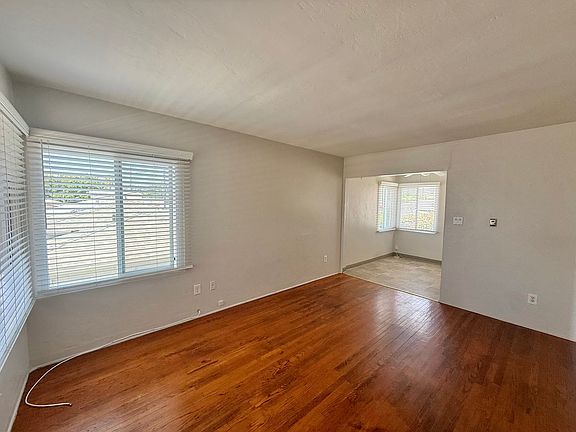 2nd image of 4343-4347 33rd St