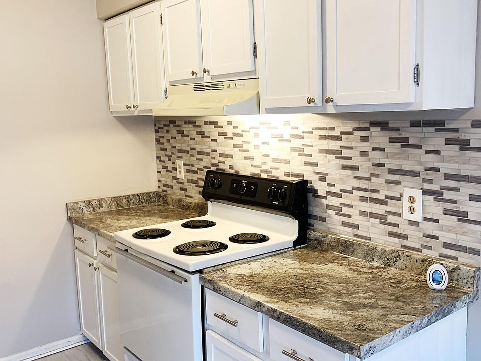 1st image of 7445 Fenner St #4