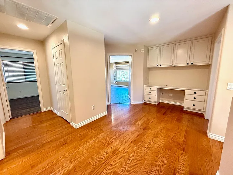 1319 Jacaranda Cir — Photo 10