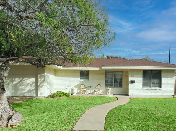 1502 Denver St, Portland, TX 78374