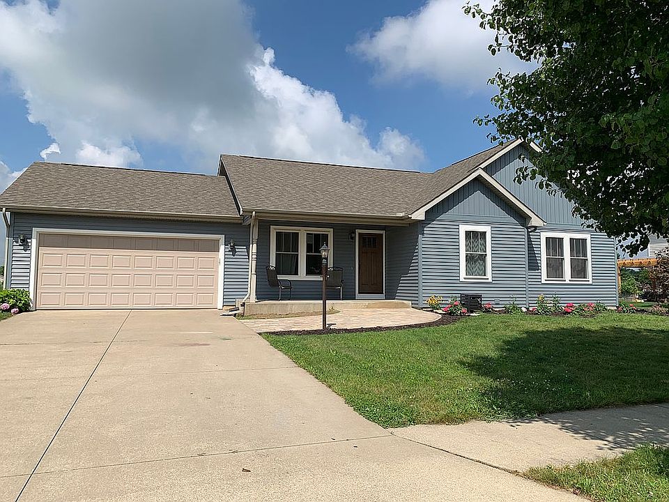 1st image of 1209 White Oak Dr