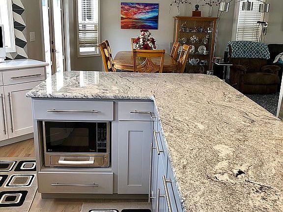 New kitchen - island