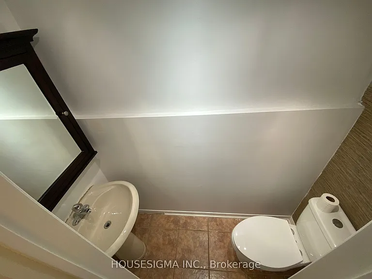 1430 Forest St — Photo 30