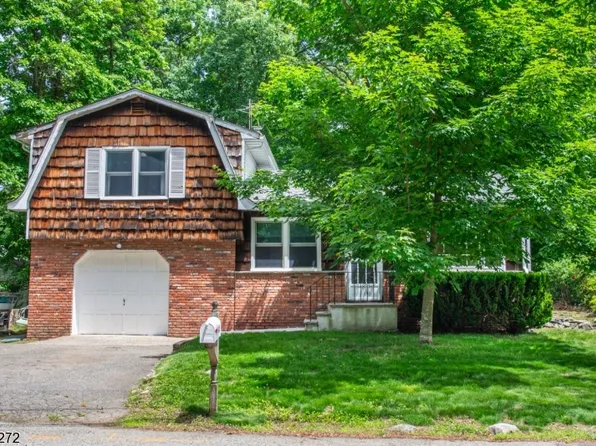 44 High Mountain Rd, Ringwood Boro, NJ 07456