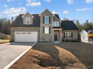 553 Solomon Dr, Cameron, NC 28326