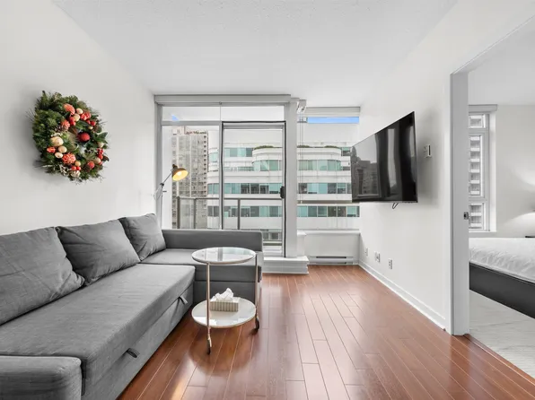 821 Cambie St #808, Vancouver, BC V6B 0E3