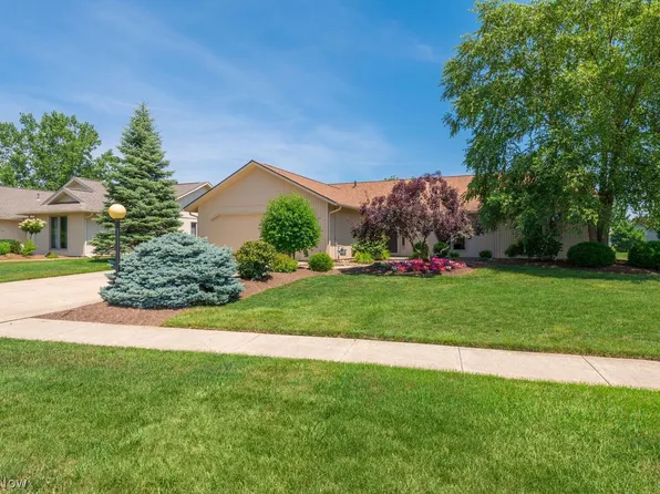 8937 Longbrook Dr, North Ridgeville, OH 44039