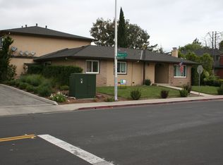 3691 Peacock Ct APT 6, Santa Clara, CA 95051