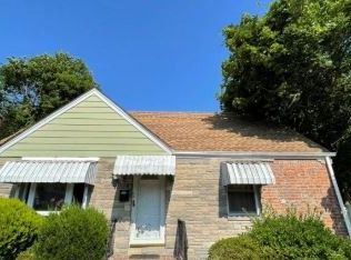 753 Barry Pl, Uniondale, NY 11553