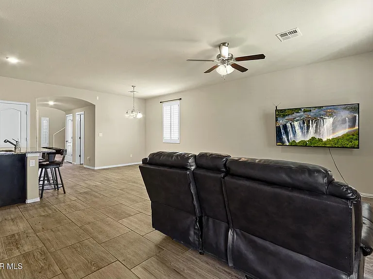 3909 Desert Dunes Dr — Photo 18