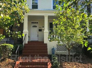 902 Emerson St NW, Washington, DC 20011