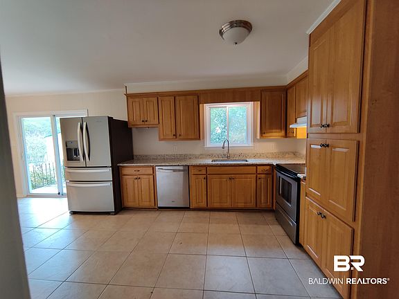2nd image of 302 Marcella Ave