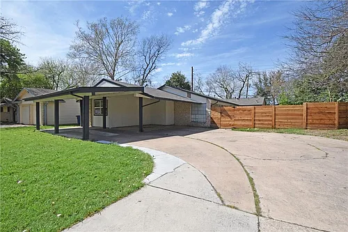 6400 Brookside Dr #B Photo 1