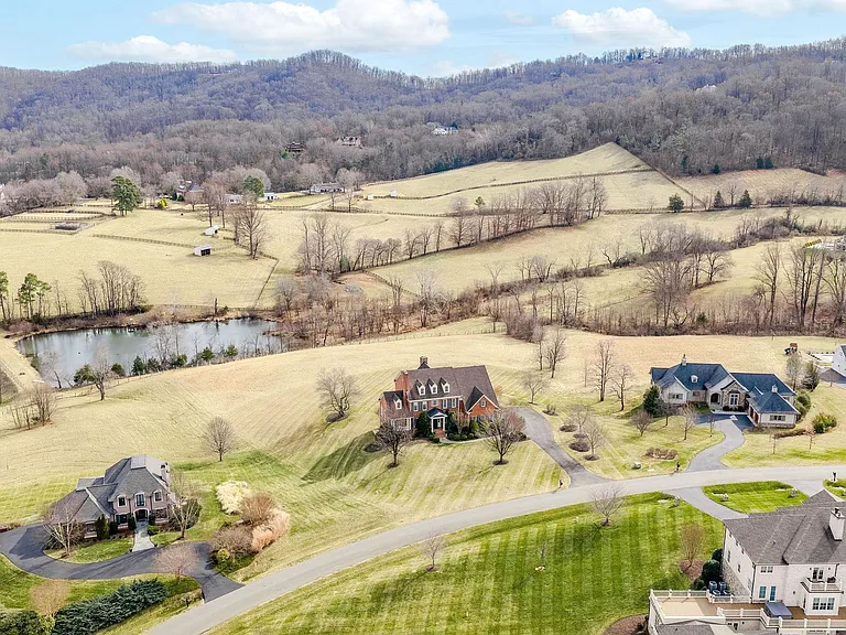 585 Ragged Mountain Dr — Photo 62