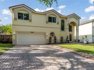 11272 Roundelay Rd, Cooper City, FL 33026