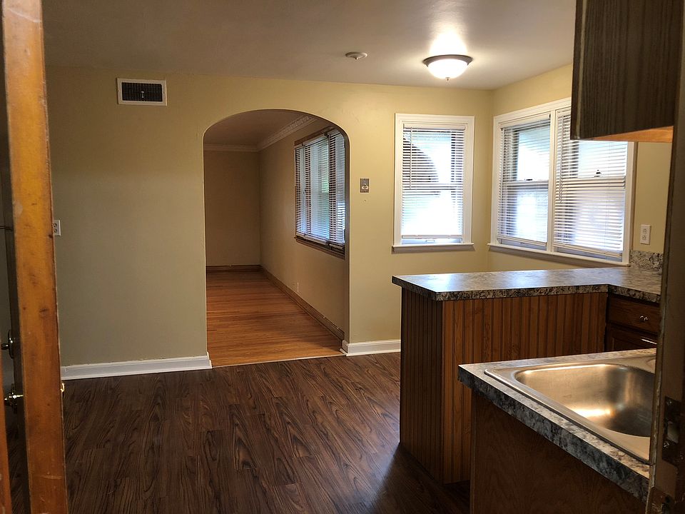 1st image of 3909 N 42nd St #3909