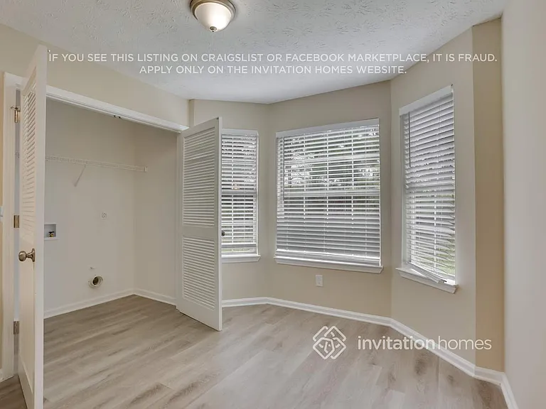 4854 Creekside Pl — Photo 9