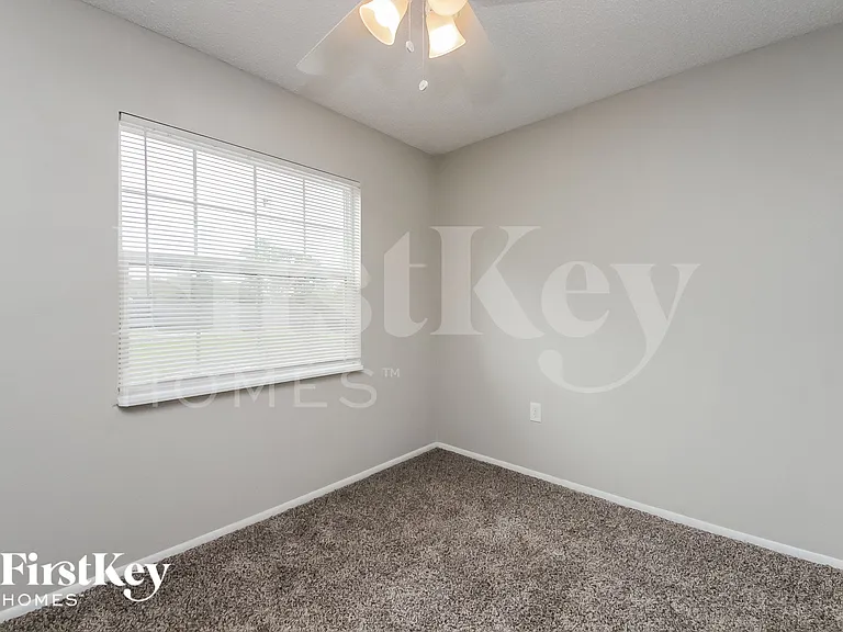 812 Whisper Lake Ct — Photo 11