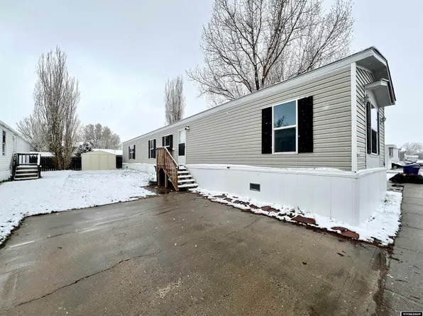 2760 S Robertson Lot 77 Road, Casper, WY 82604