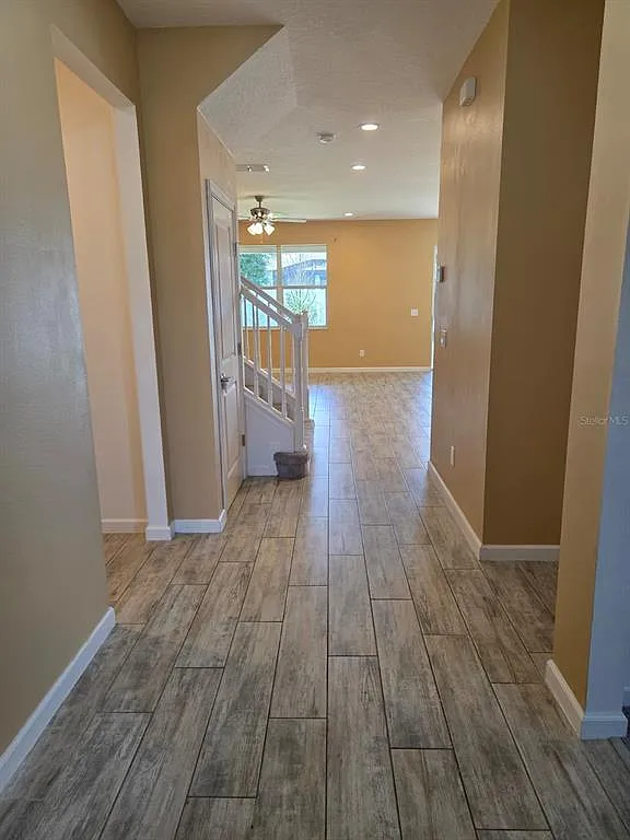 5 bed, 3.0 bath, 3275 sqft, $3,200 — Photo 2