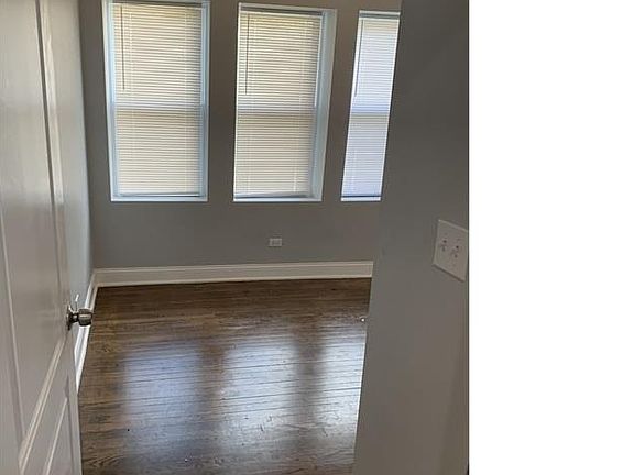 3rd image of 7927 S Marquette Ave #3A