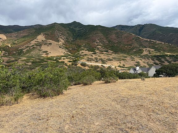 5th image of 3235 S Twin Hollow Dr