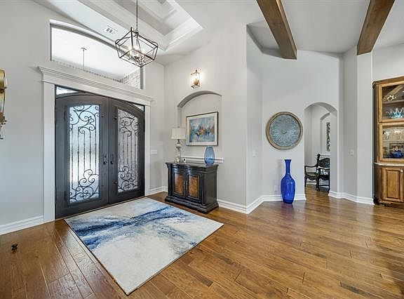 4th image of 1826 E Lee Ave