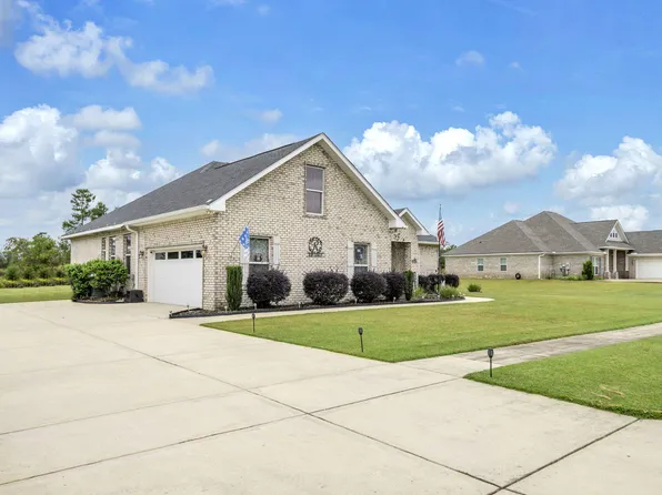 440 Gentle Wind Ct, Freeport, FL 32439