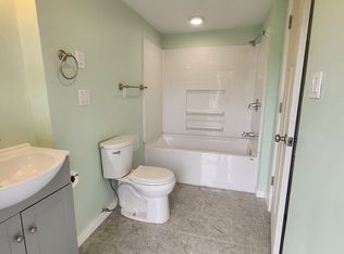 2407 S 18th St FLOOR 2, Pittsburgh, PA 15210