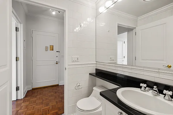 Rented by Level Group | media 2