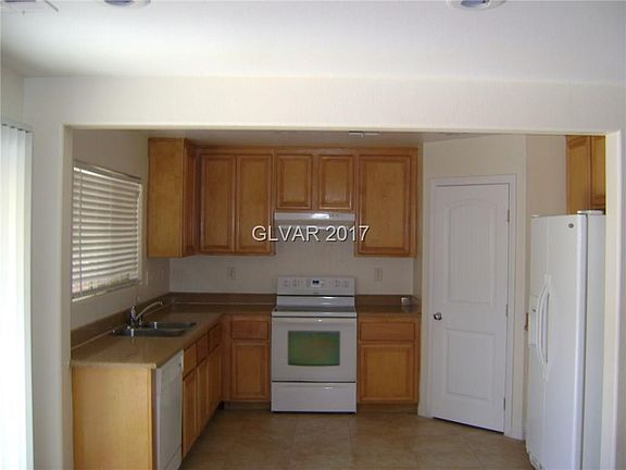 4th image of 5497 Twin Feathers Way #0
