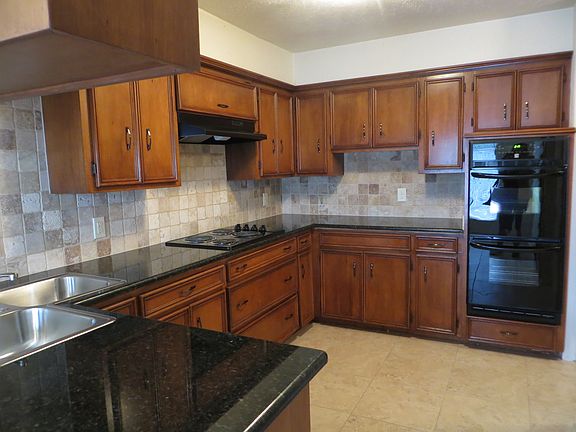 2nd image of 322 Towne House Ln