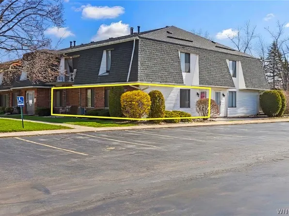 73A Foxberry Dr, Amherst, NY 14068