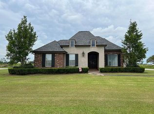 197 Rue De Levert, Raceland, LA 70394
