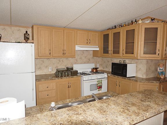 5th image of 35396 W BATTAGLIA Drive