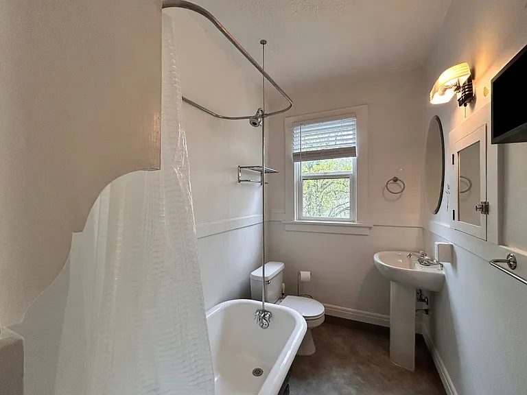 1631 NW Everett St #407 — Photo 6